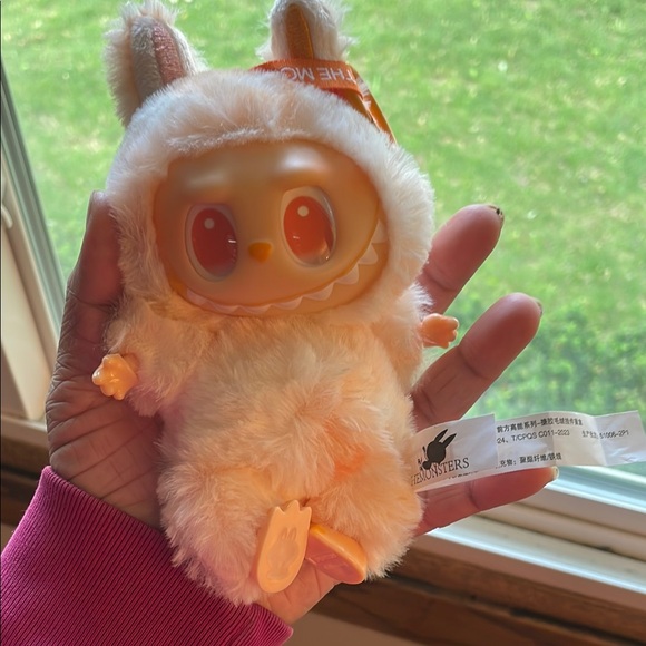 Big into energy Monsters Furry Key Holder - Orange loyalty - Picture 3 of 17